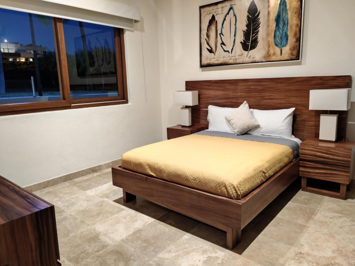 B Nayar Family Luxury Suites & Villas Residences La Cruz de Huanacaxtle Exterior foto