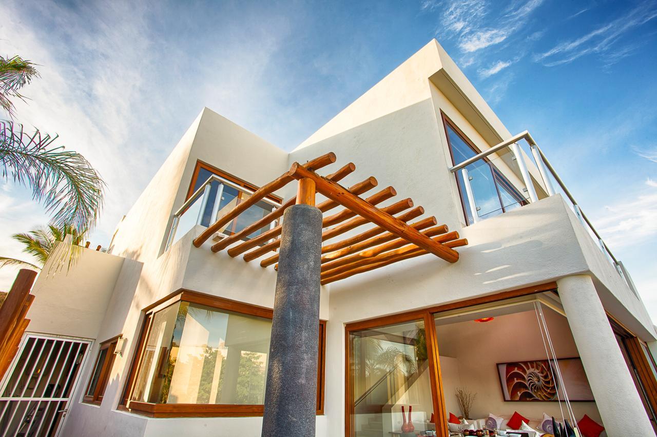 B Nayar Family Luxury Suites & Villas Residences La Cruz de Huanacaxtle Exterior foto