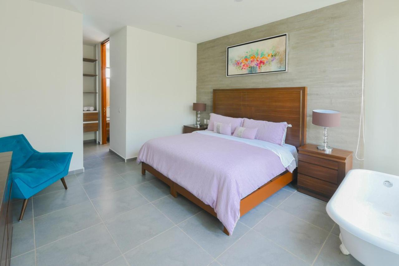 B Nayar Family Luxury Suites & Villas Residences La Cruz de Huanacaxtle Exterior foto
